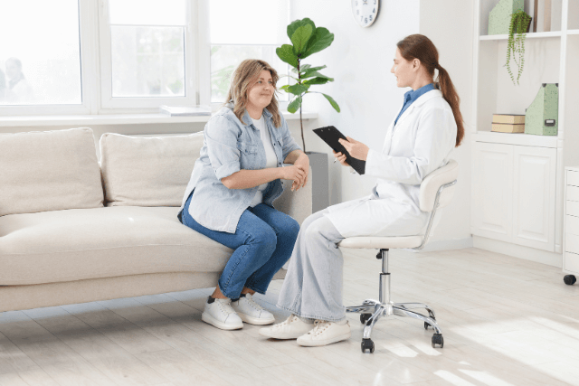 Doctor talking to a Patient about Post-Bariatric Surgery Diet Tips That Actually Work